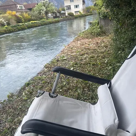 Bahnhof West * إنترلاكن