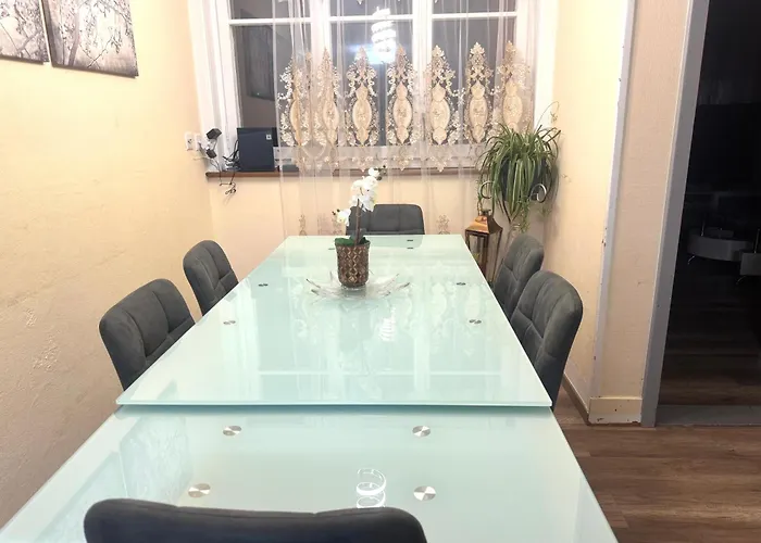 Bahnhof West * Interlaken