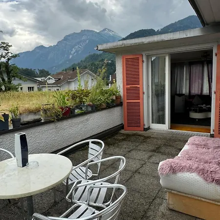 Bahnhof West * Interlaken