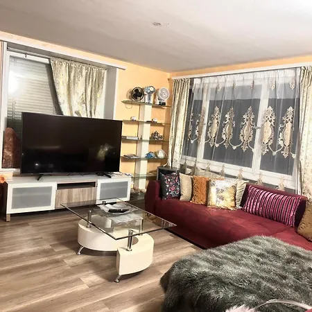 Bahnhof West Apartment